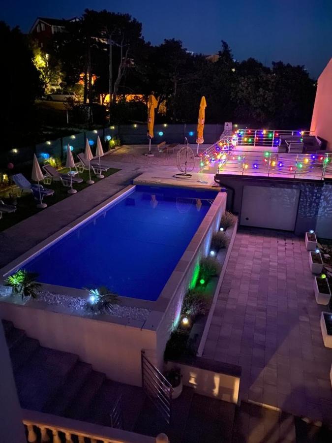 Apartments Adria ツリクヴェニツァ エクステリア 写真