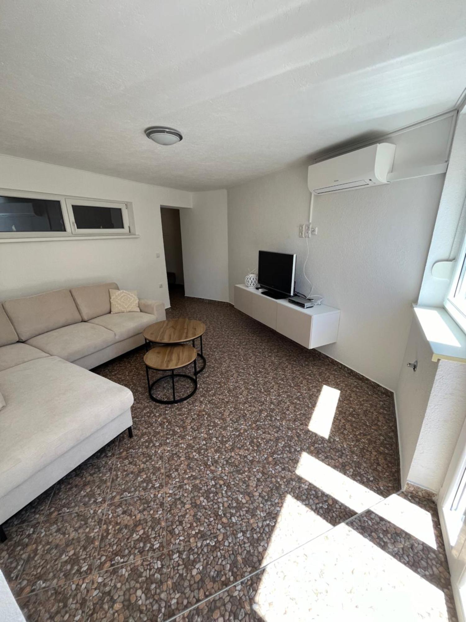 Apartments Adria ツリクヴェニツァ エクステリア 写真