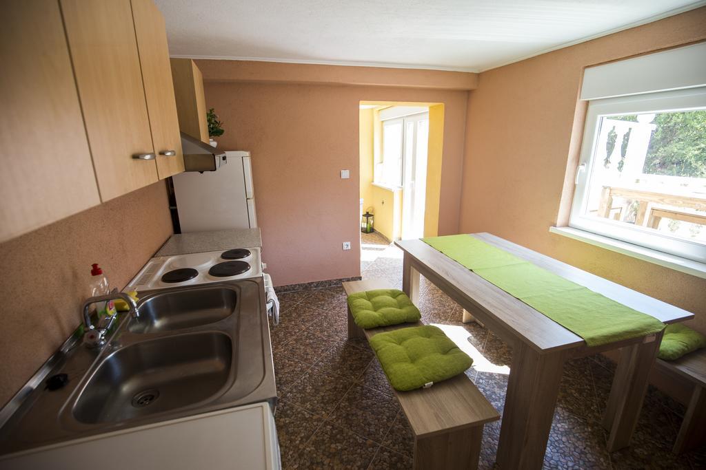Apartments Adria ツリクヴェニツァ エクステリア 写真