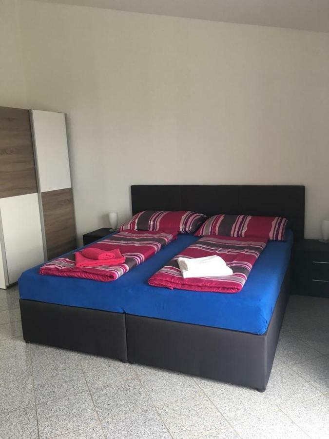 Apartments Adria ツリクヴェニツァ エクステリア 写真